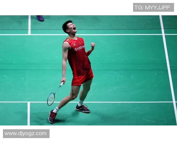 杨伟专访：从青涩少年到羽毛球冠军的奋斗与成长之路